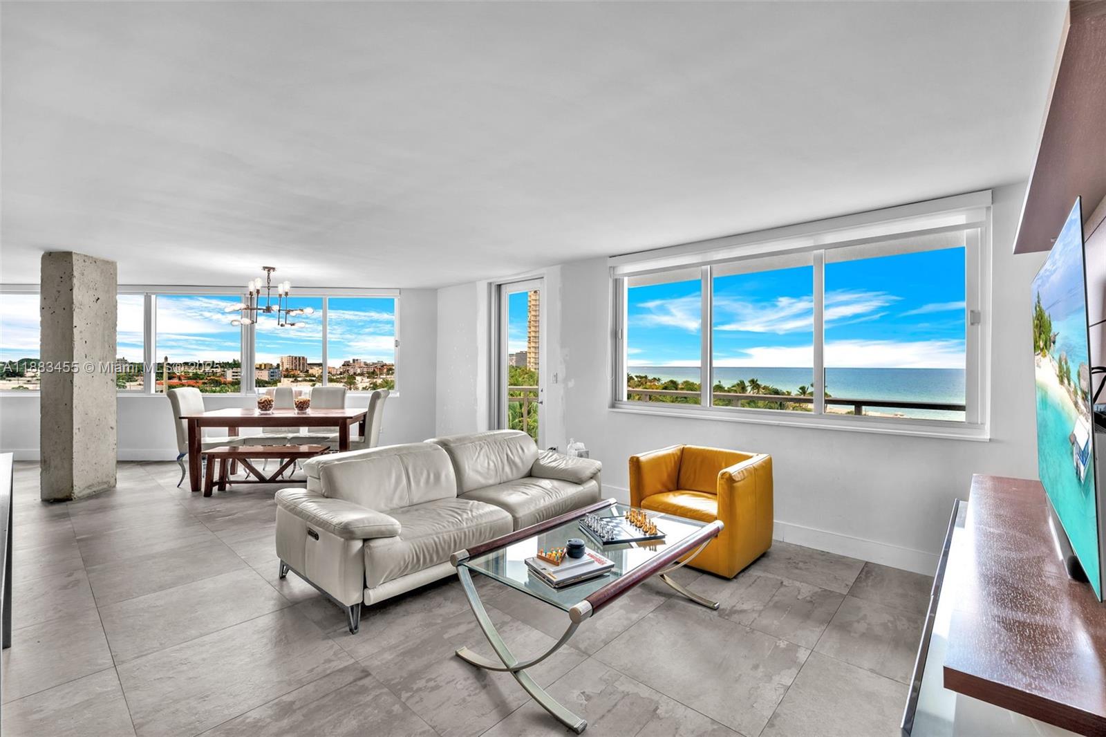 BURLEIGH HOUSE CONDO - Residential