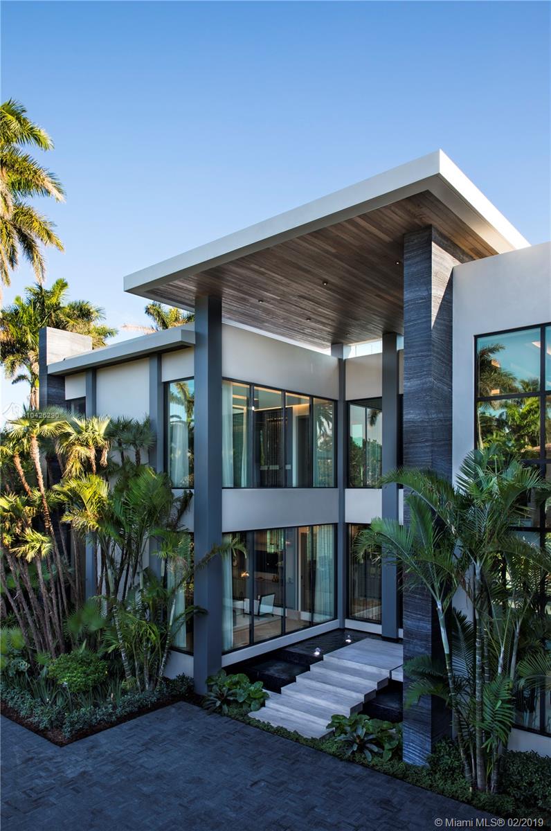 SUNSET ISLANDS-ISLAND NO - Residential
