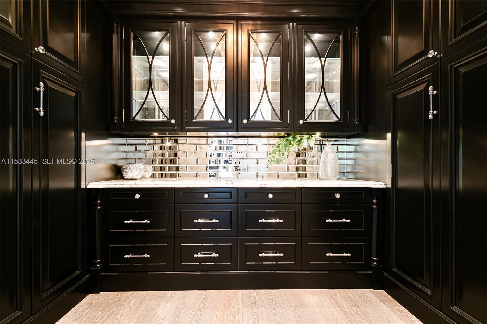 IDLEWYLD - Residential Lease