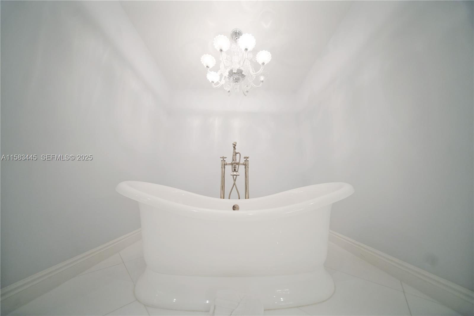 IDLEWYLD - Residential Lease