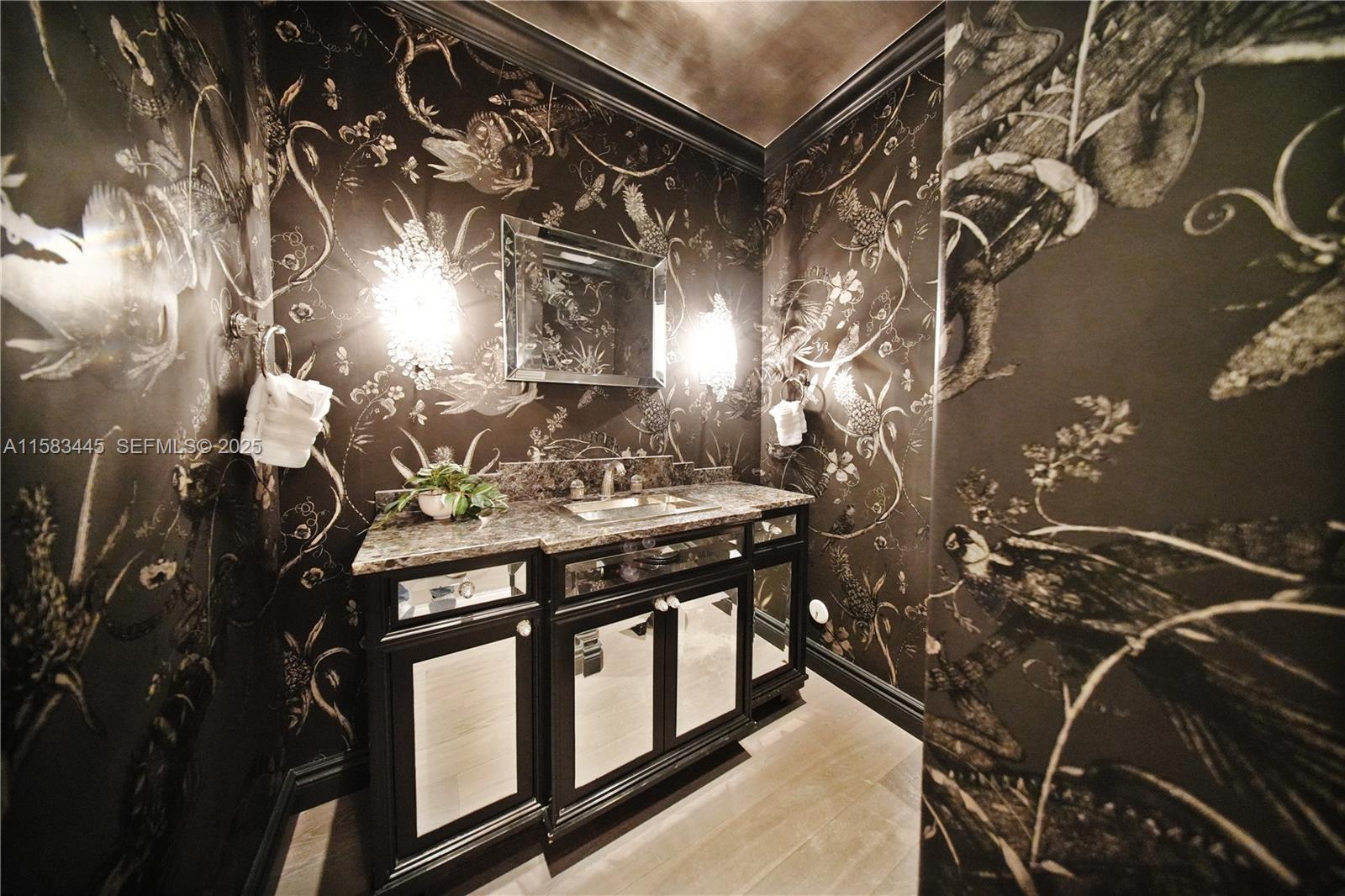 IDLEWYLD - Residential Lease