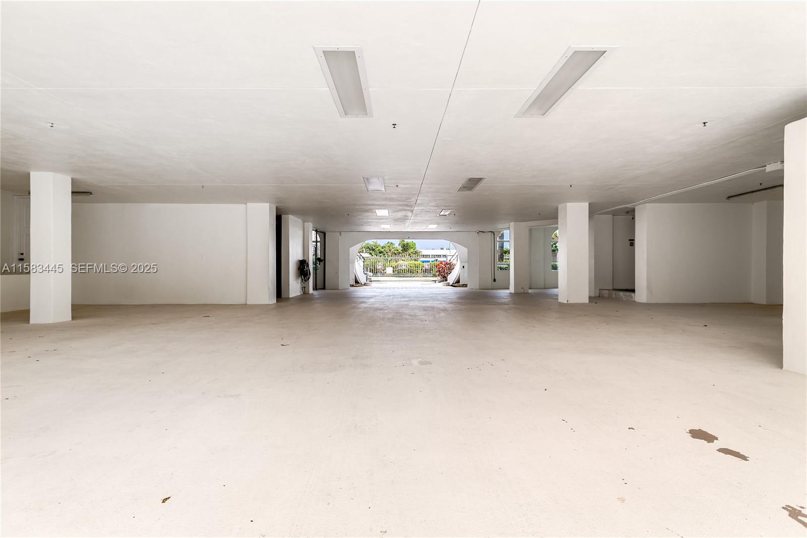 IDLEWYLD - Residential Lease