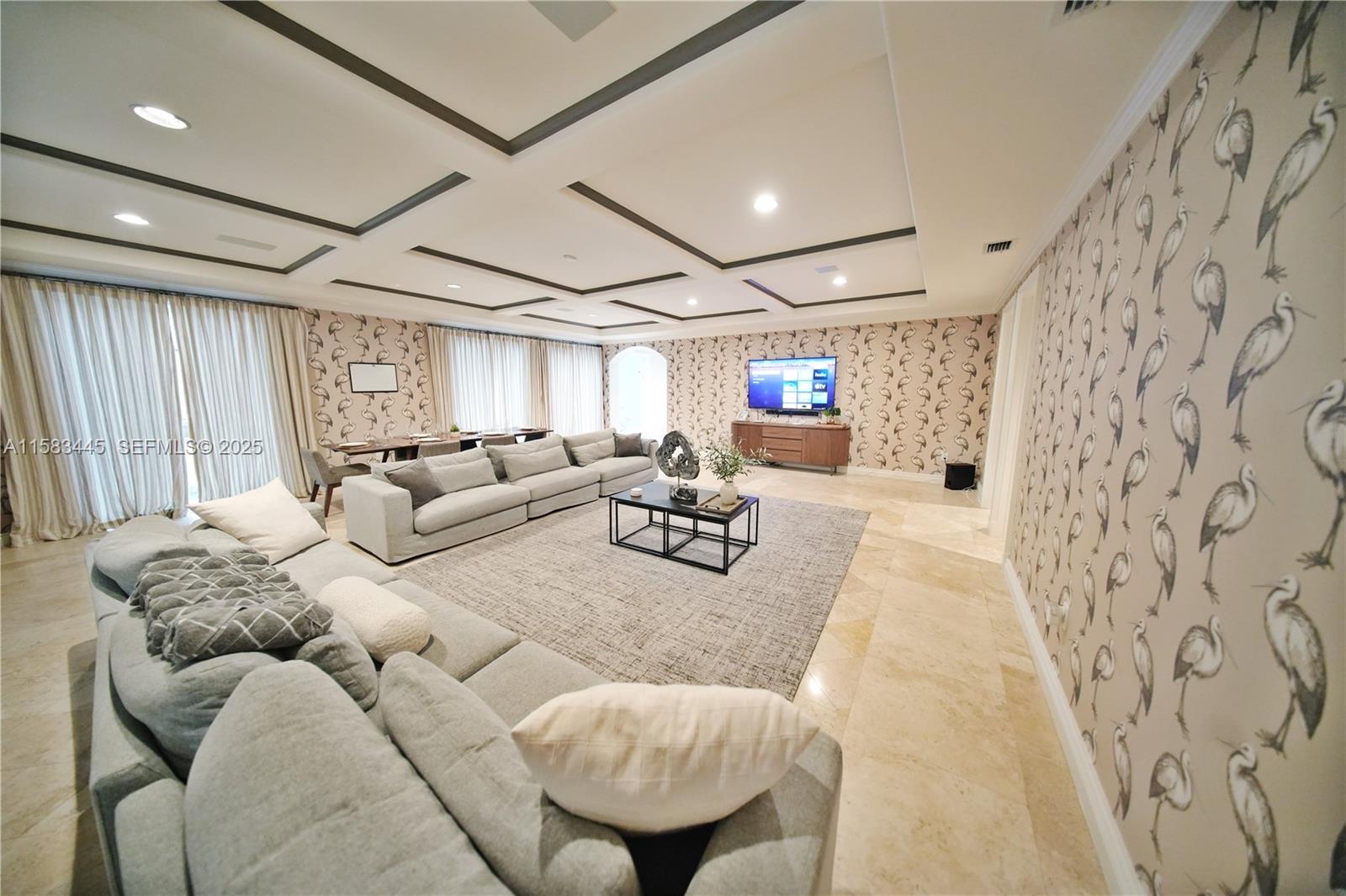 IDLEWYLD - Residential Lease