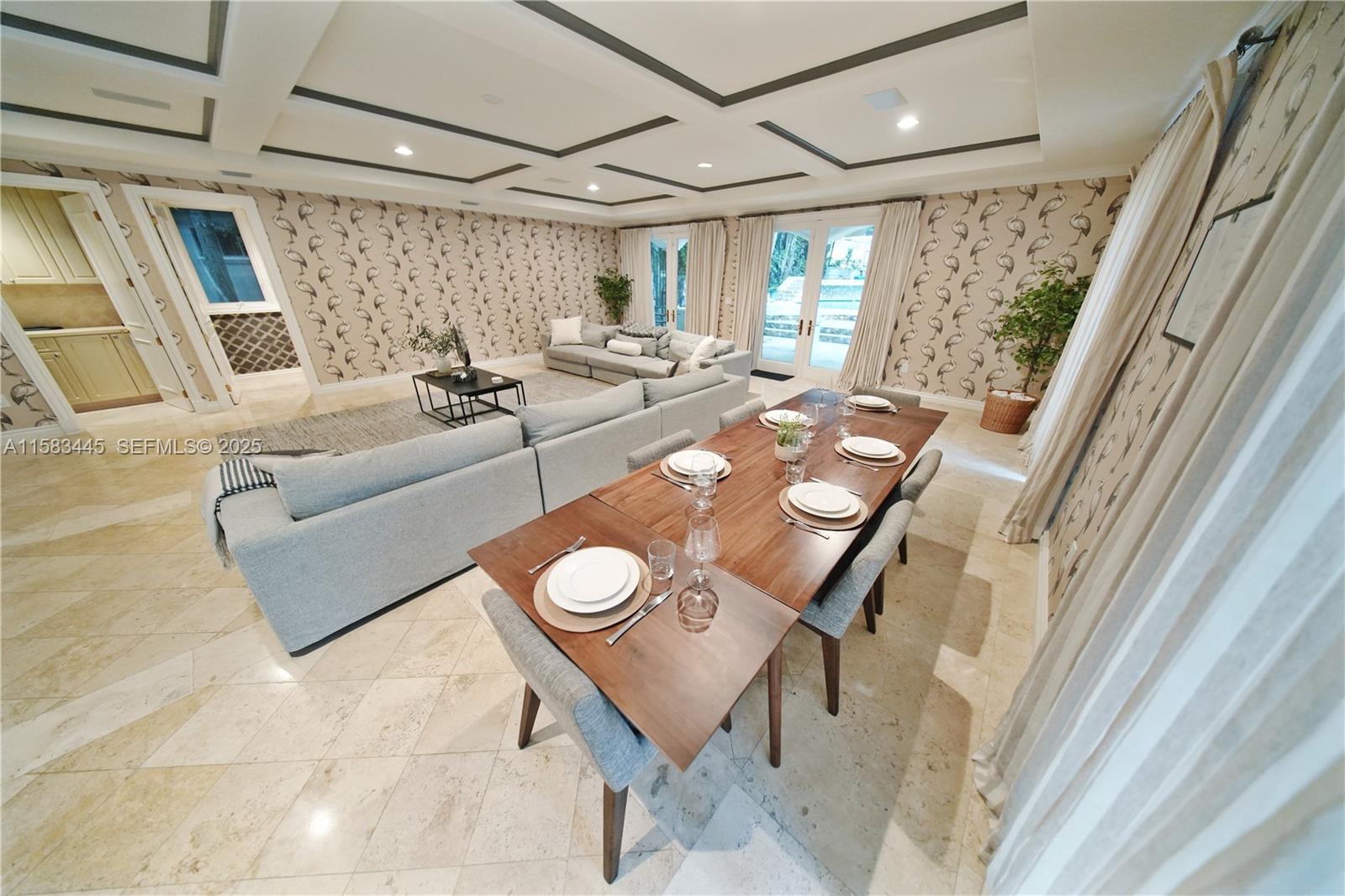 IDLEWYLD - Residential Lease