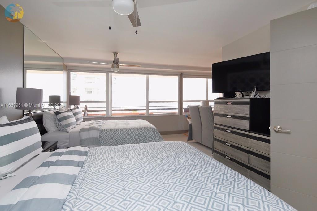THE ALEXANDER CONDO - Residential