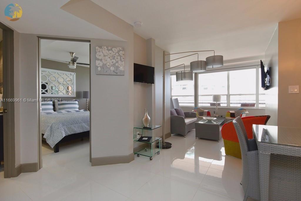 THE ALEXANDER CONDO - Residential
