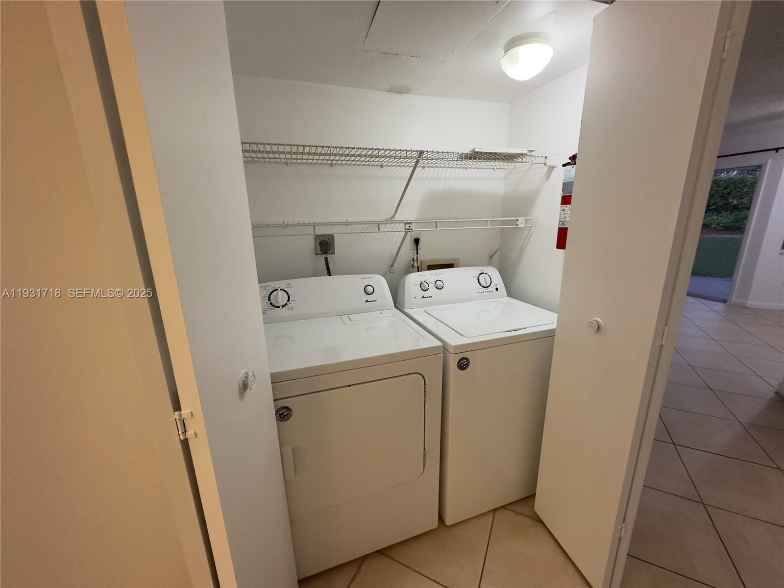 KEYS GATE CONDO NO ONE - Residential Lease