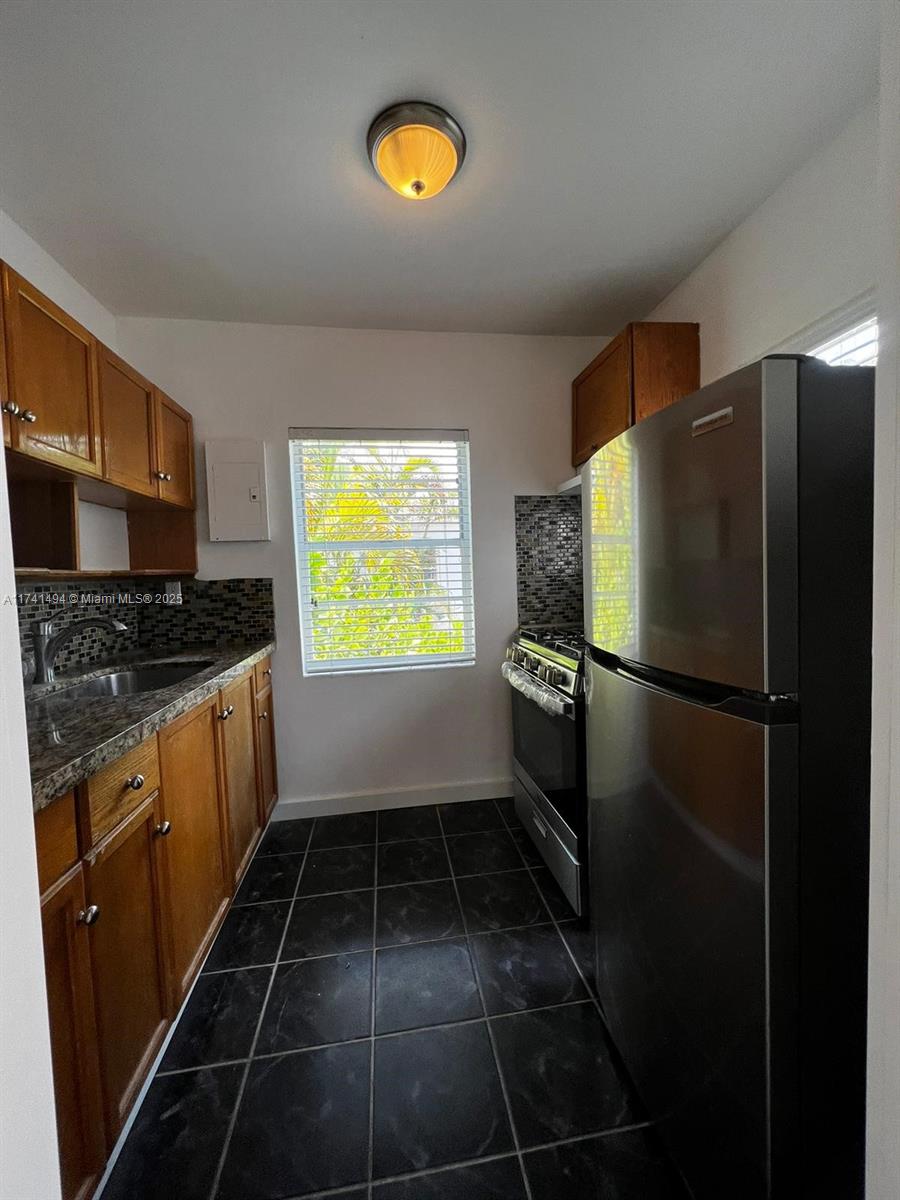 GARDEN SUB AMD PL - Residential Income