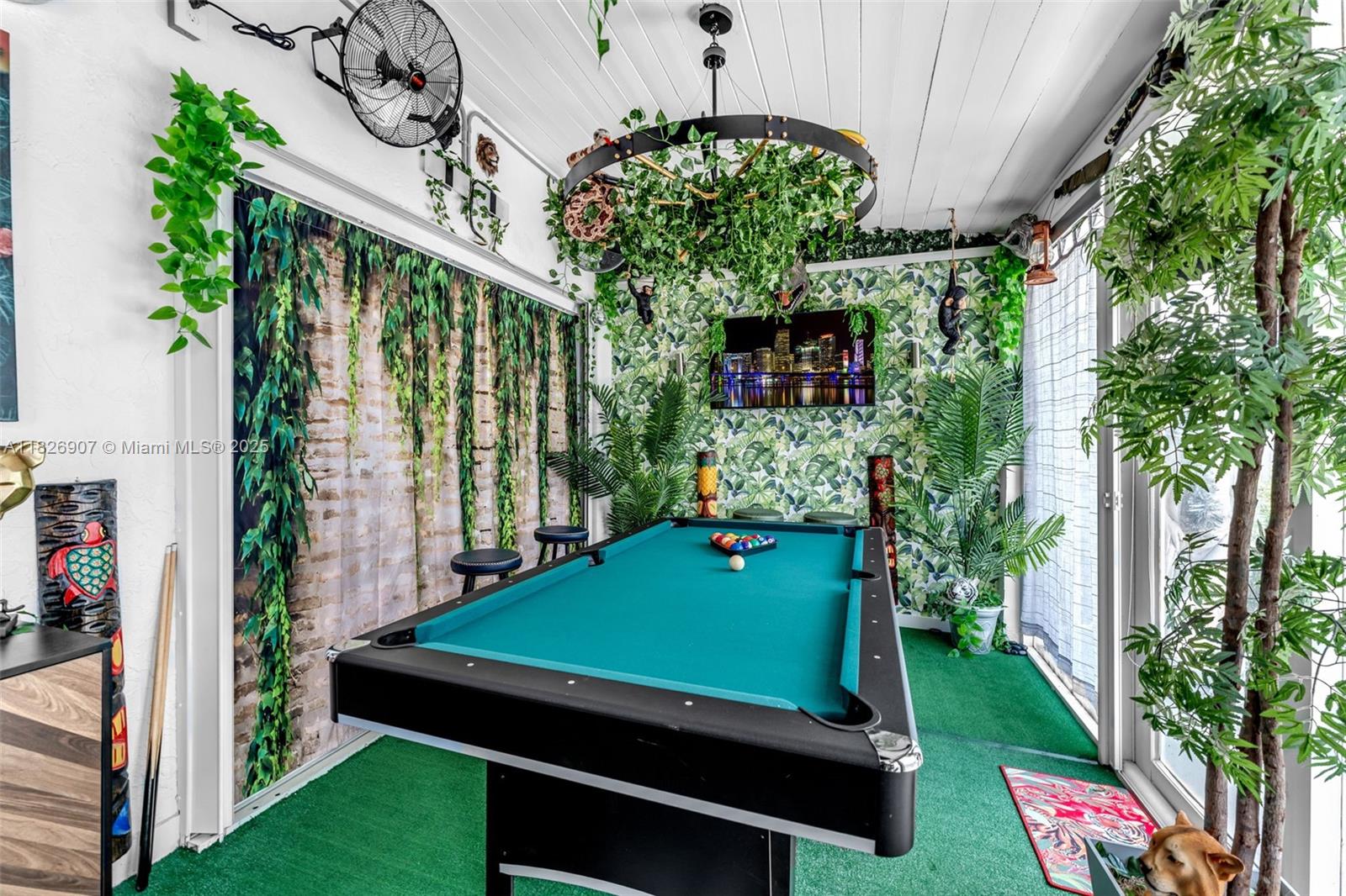 VENEZIA HOMES ESTATES IST - Residential