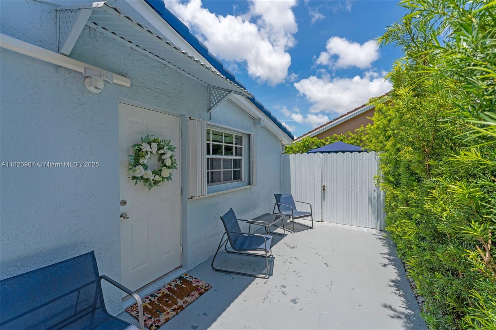 VENEZIA HOMES ESTATES IST - Residential