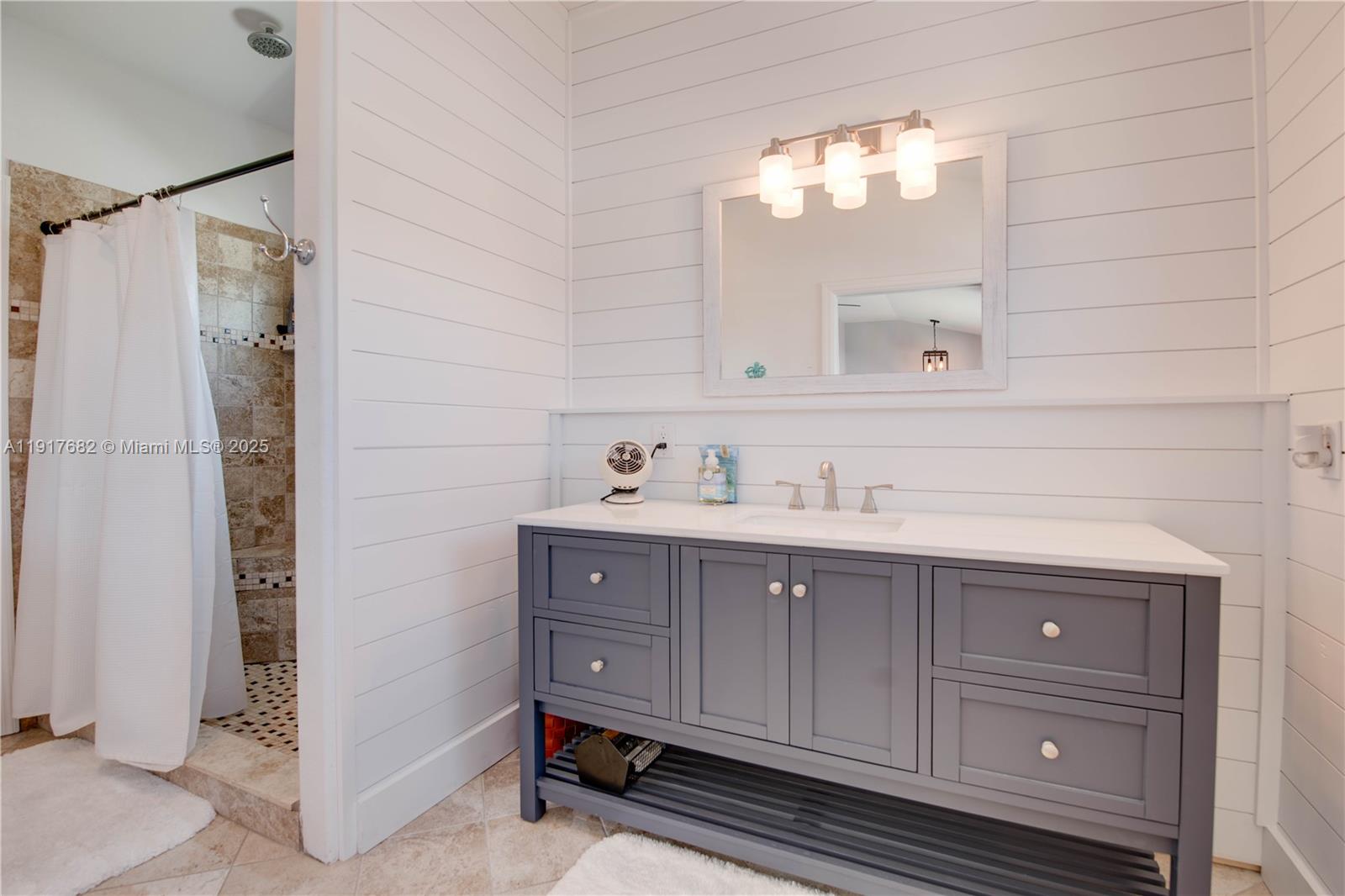 Vaca Cut - Residential