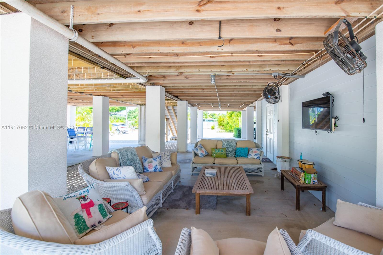 Vaca Cut - Residential