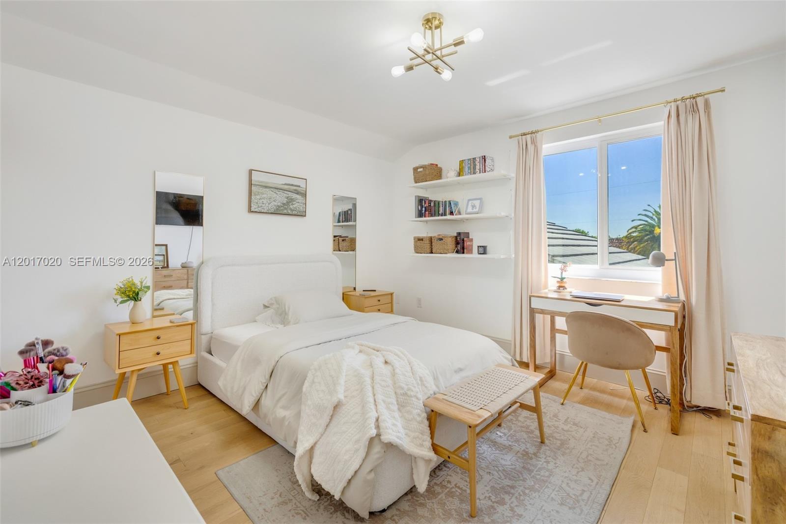 CHELSEA ESTATES - Residential