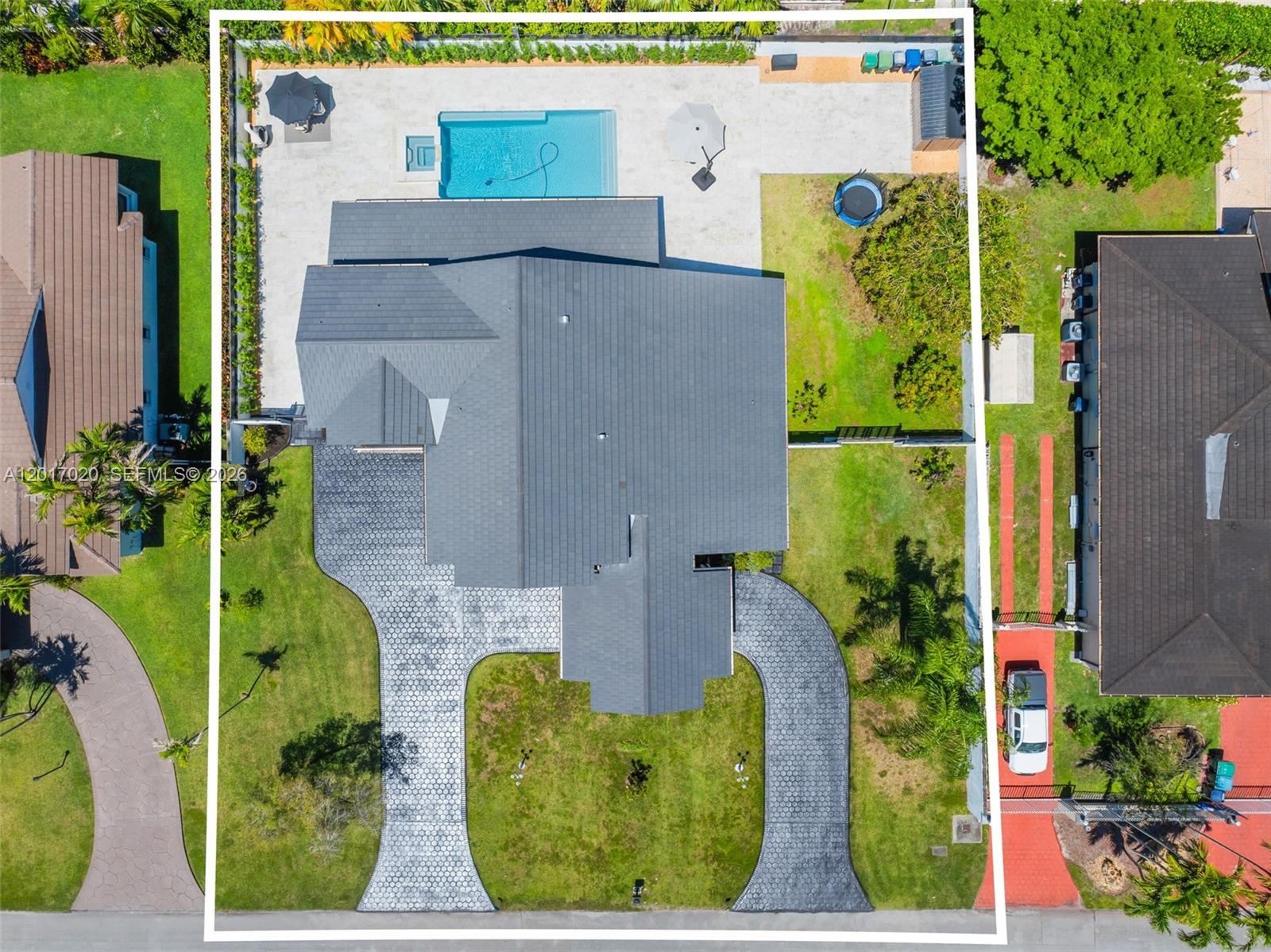 CHELSEA ESTATES - Residential