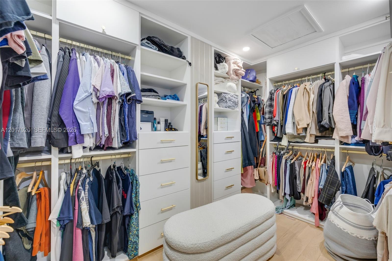 CHELSEA ESTATES - Residential