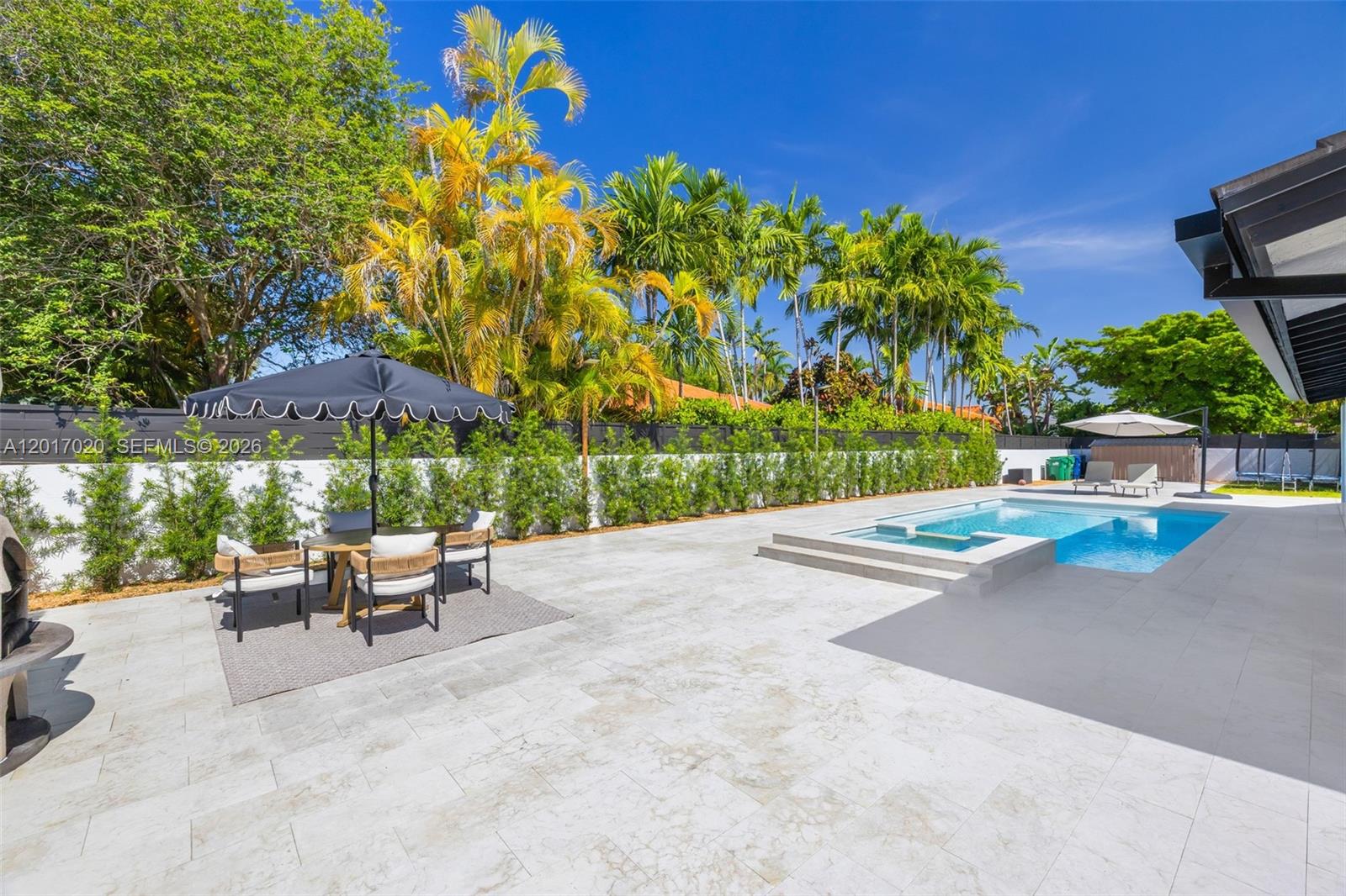 CHELSEA ESTATES - Residential