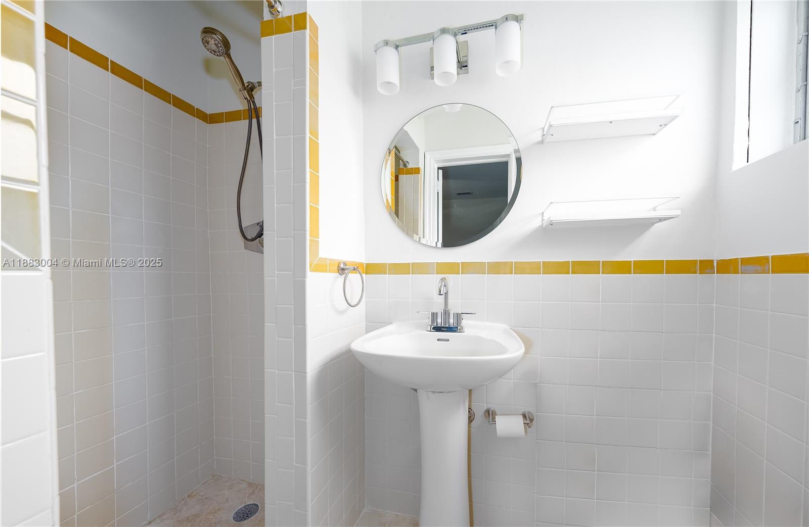 THE SANTA FE CONDO - Residential Lease