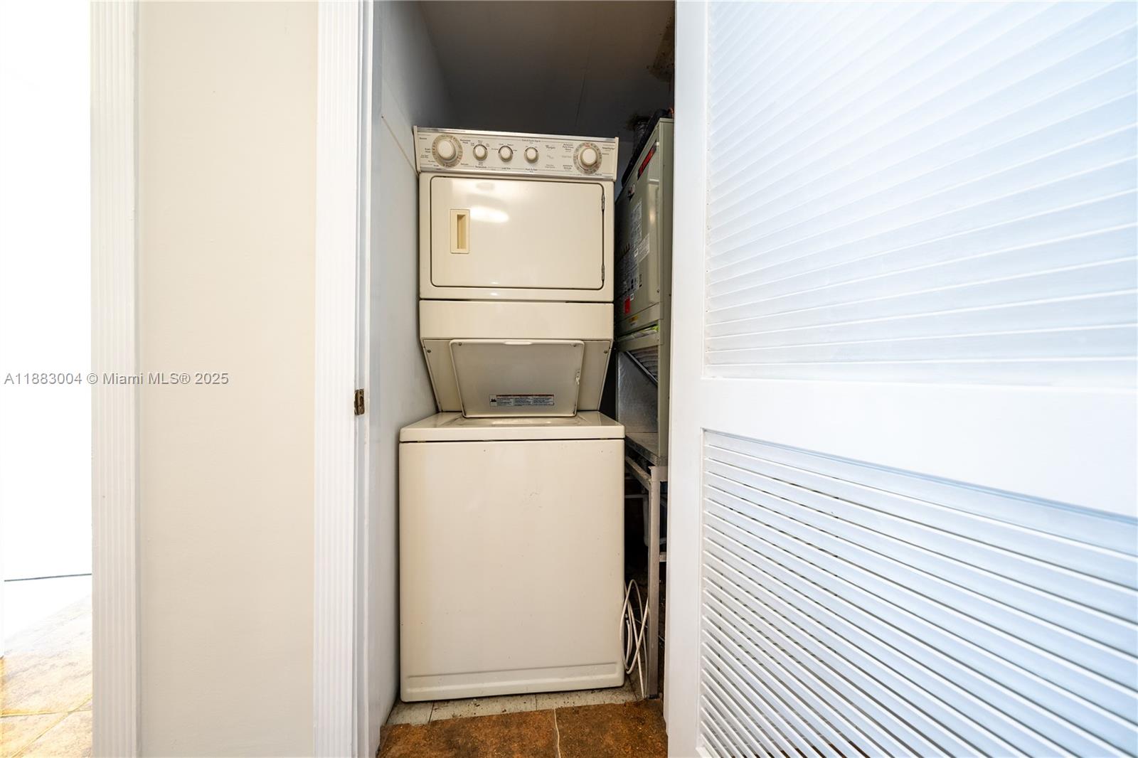 THE SANTA FE CONDO - Residential Lease