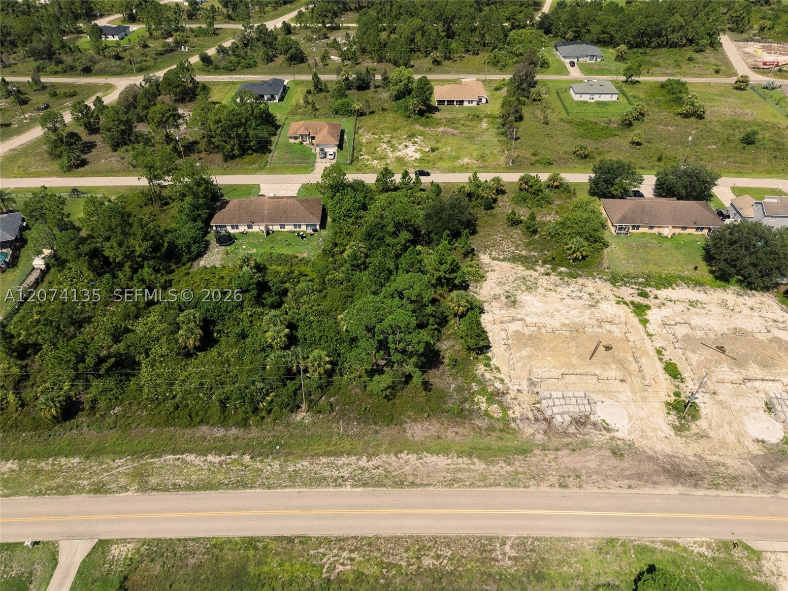 960 EISENHOWER BLVD