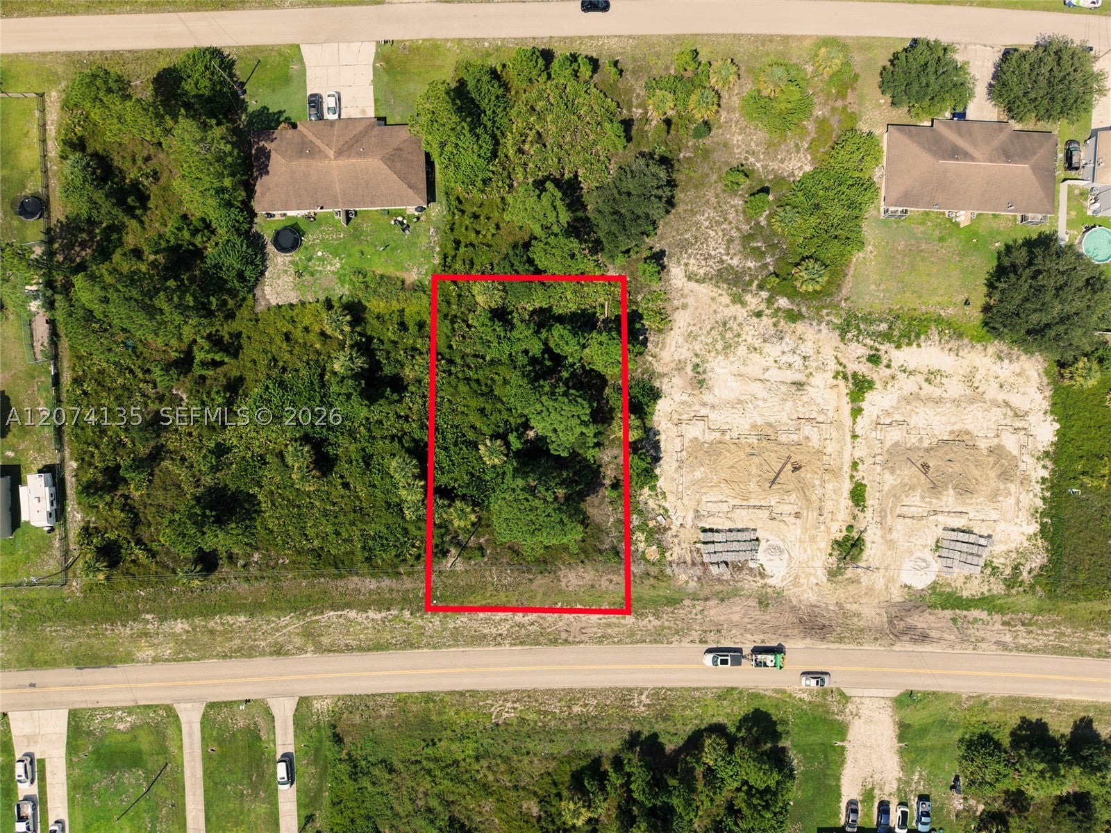 960 EISENHOWER BLVD