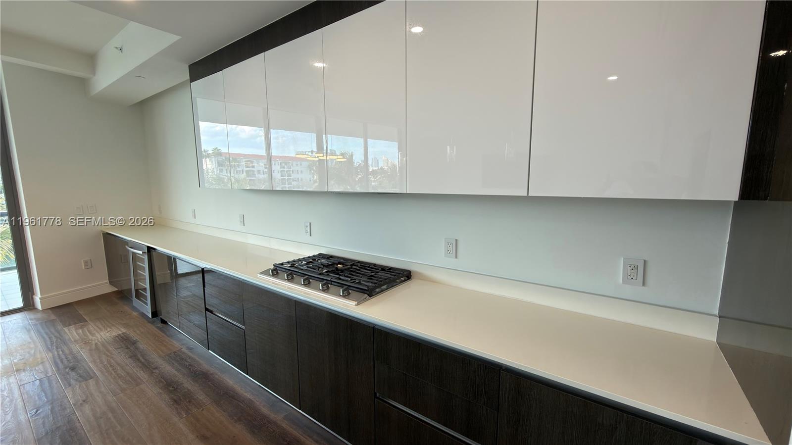 ECHO CONDO - Residential