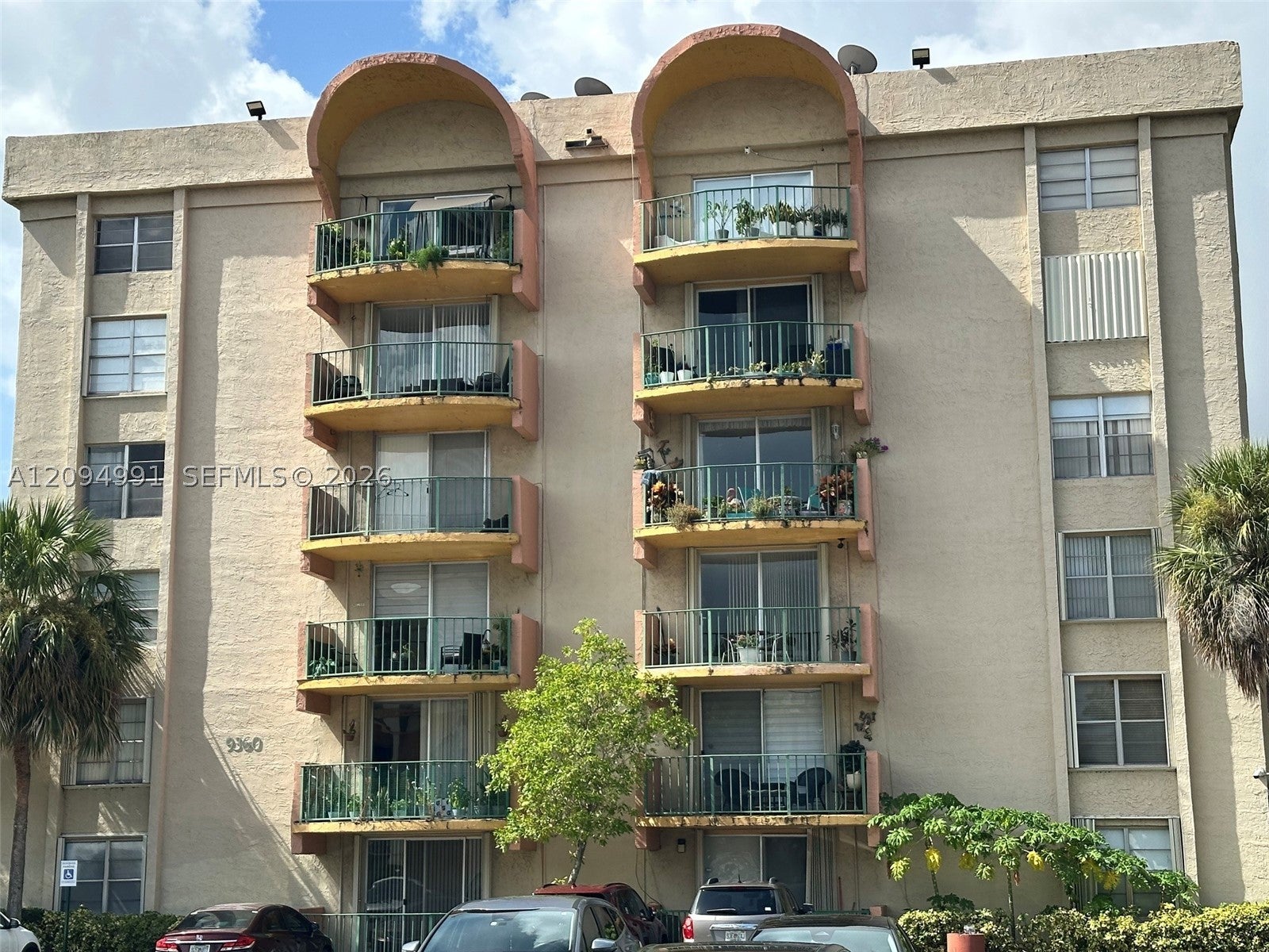 9360 Fontainebleau Blvd