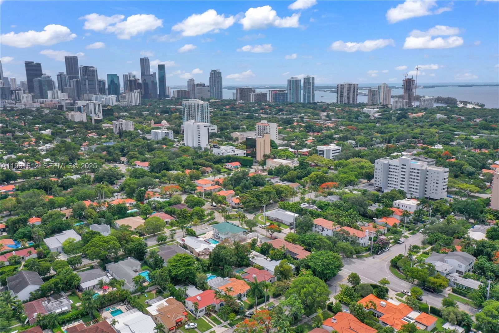 BRICKELL ESTATES - Residential