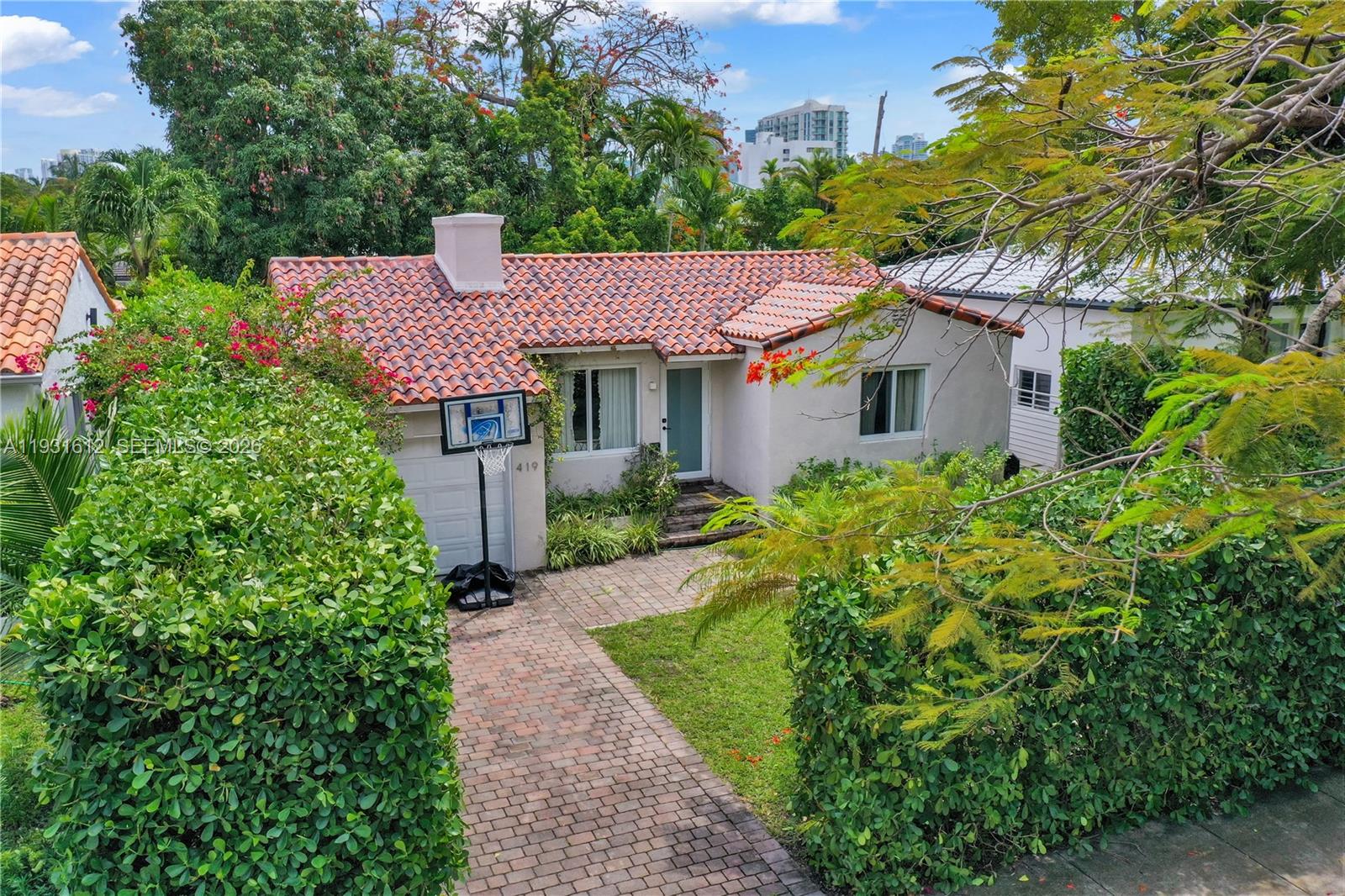 BRICKELL ESTATES - Residential