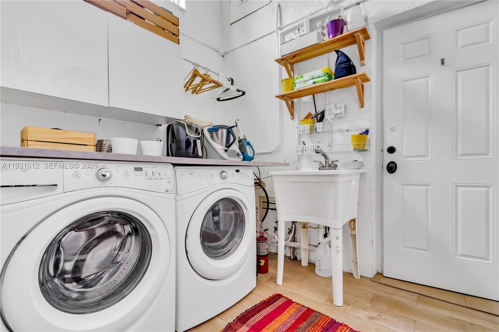 BRICKELL ESTATES - Residential