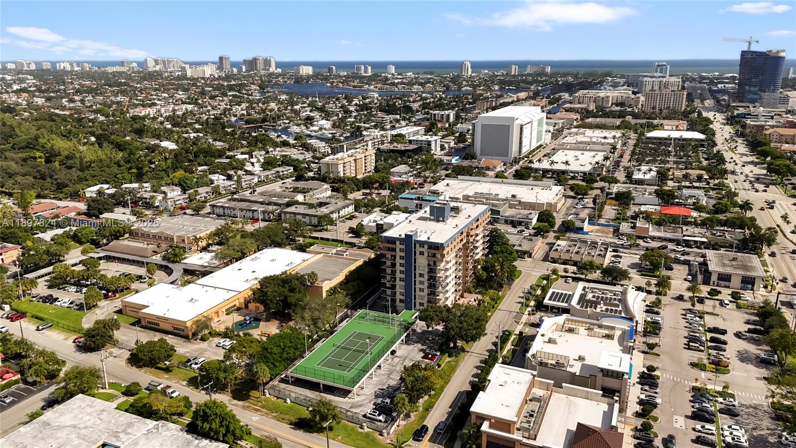 RUNAWAY BAY CONDO - Residential