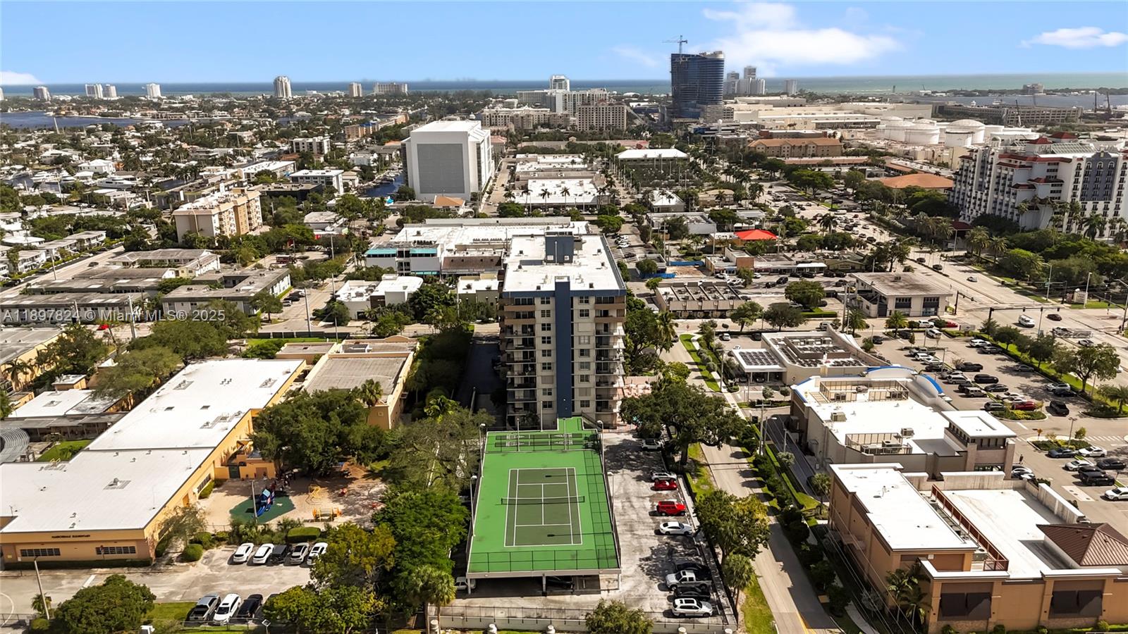 RUNAWAY BAY CONDO - Residential