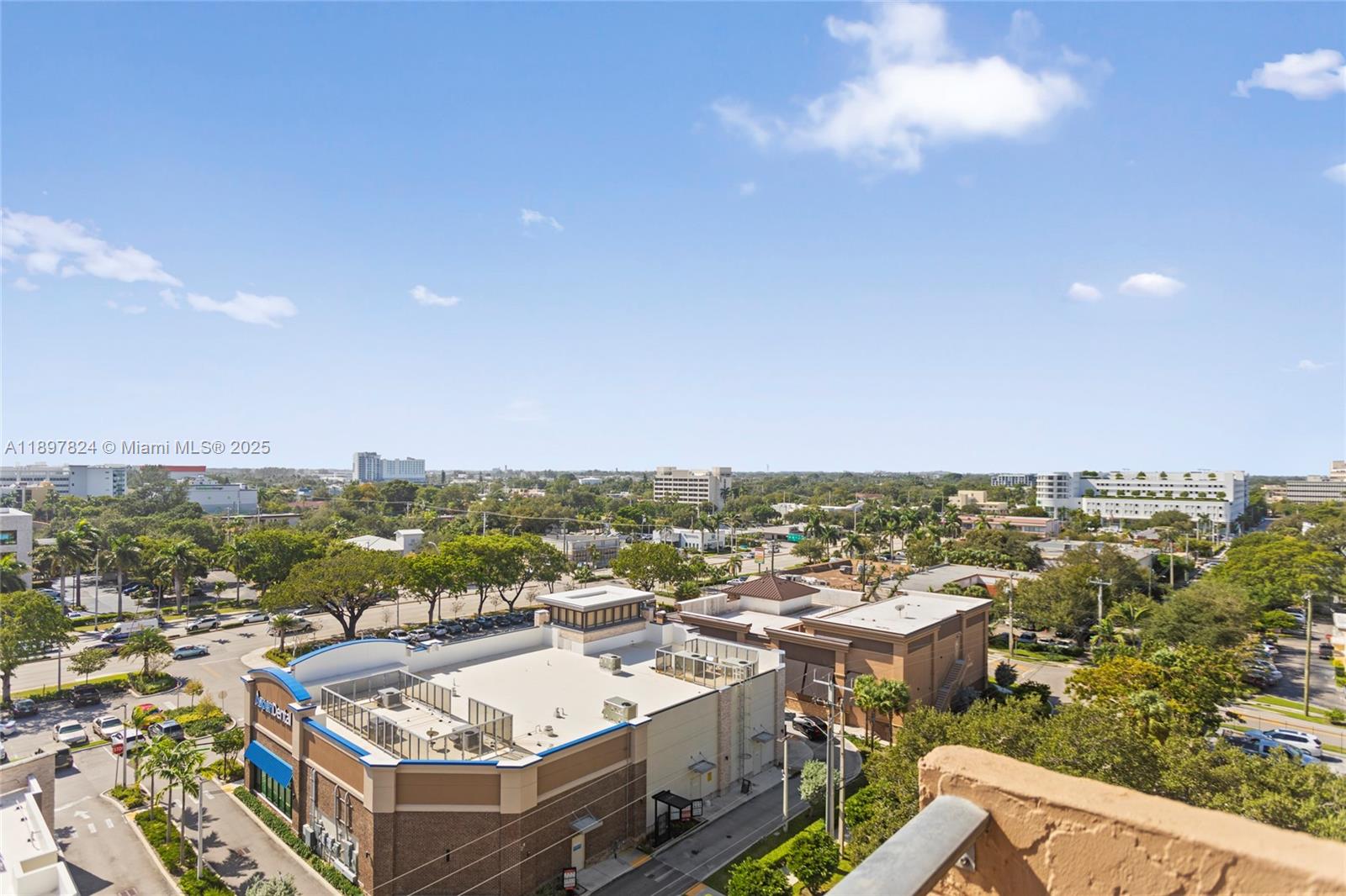 RUNAWAY BAY CONDO - Residential