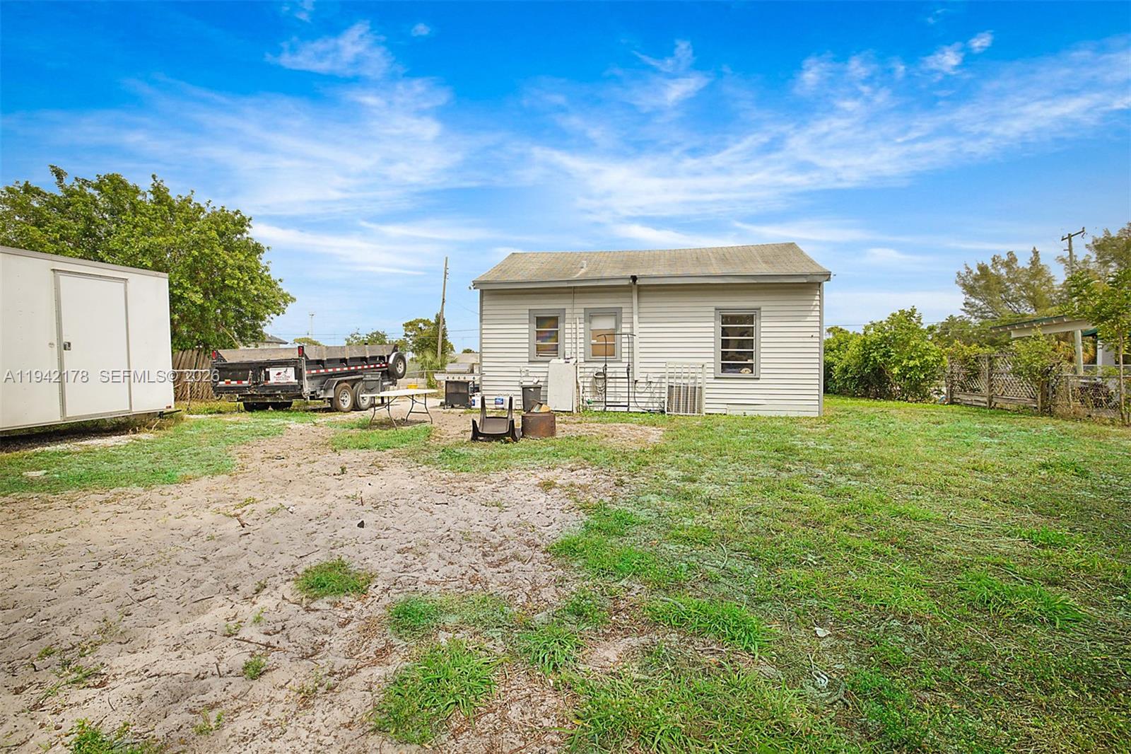 SILVER BEACH ACRES 2 - Residential