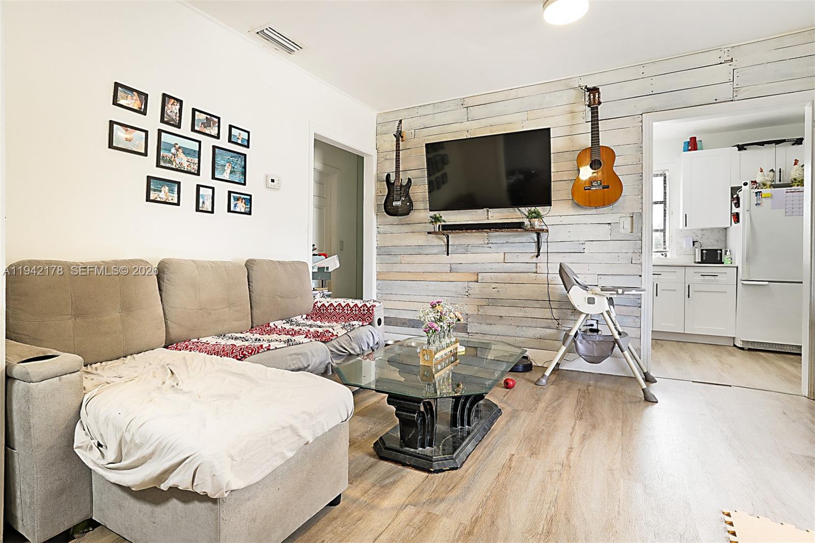 SILVER BEACH ACRES 2 - Residential