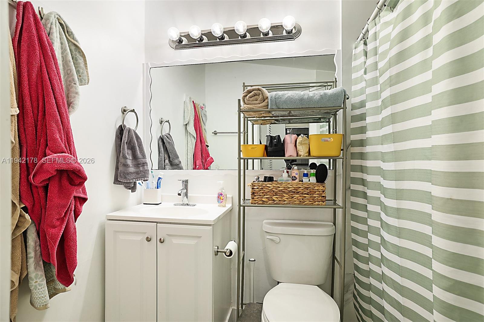 SILVER BEACH ACRES 2 - Residential