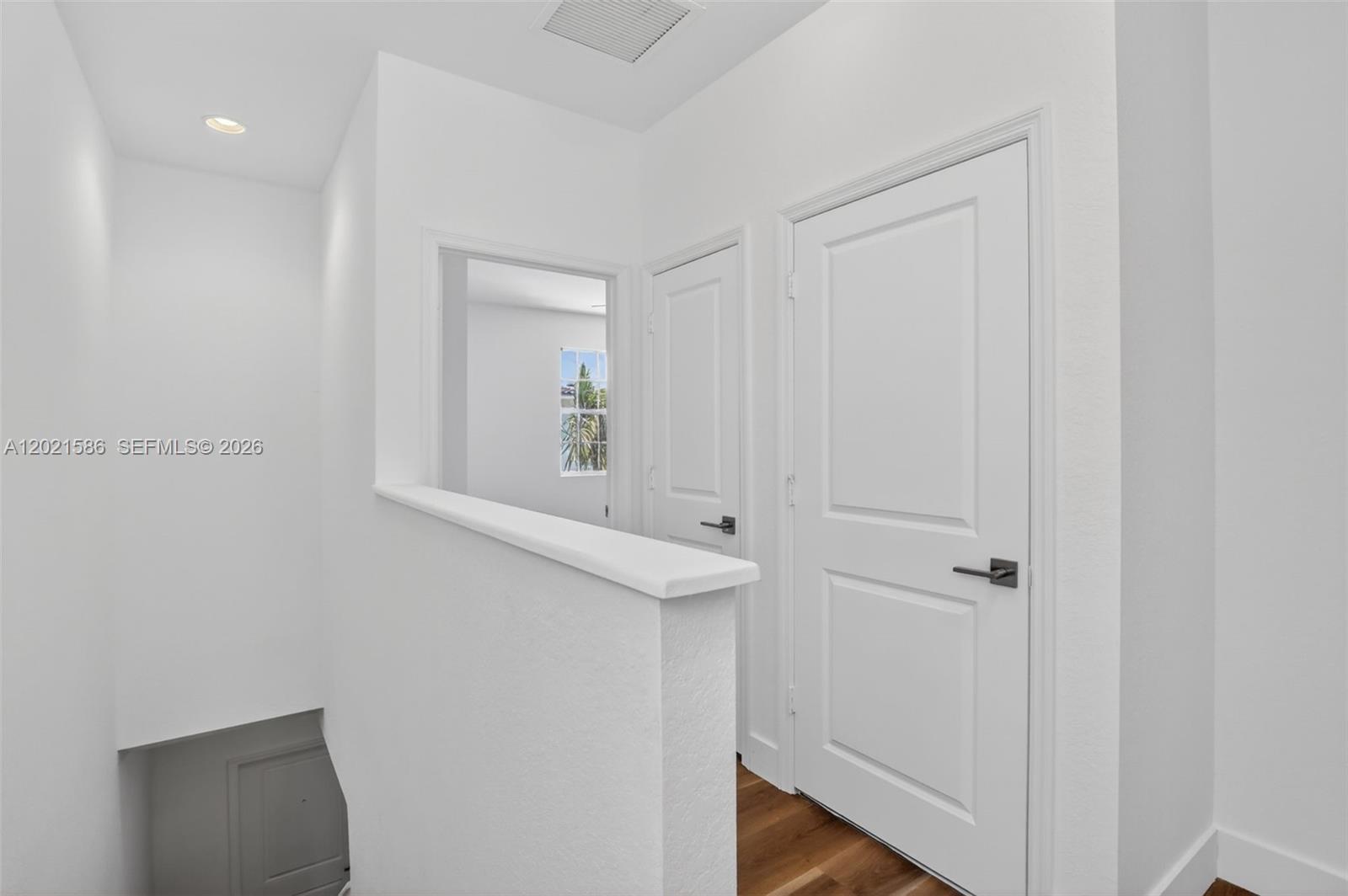CRICKET CLUB - Residential