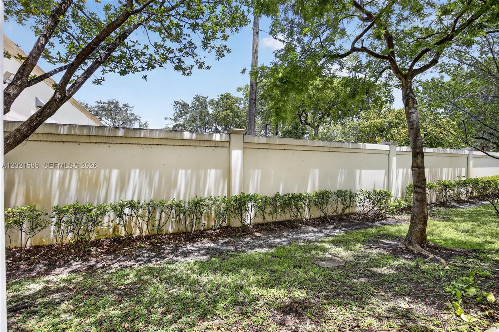 CRICKET CLUB - Residential