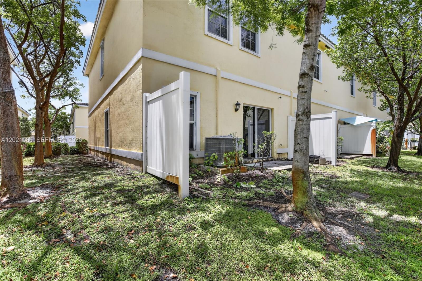 CRICKET CLUB - Residential