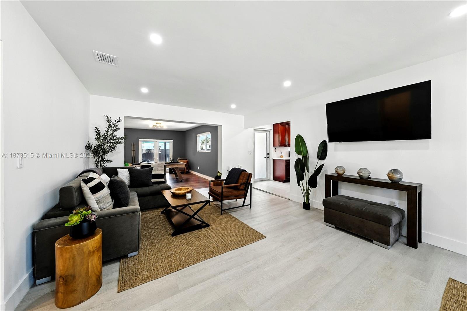 1ST ADDN TO PANULETA GARD - Residential