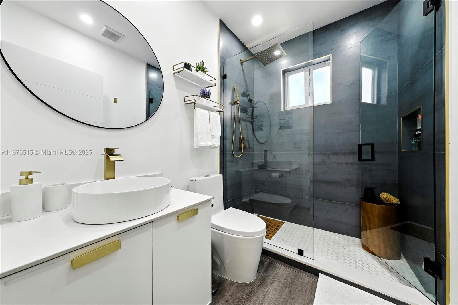 1ST ADDN TO PANULETA GARD - Residential