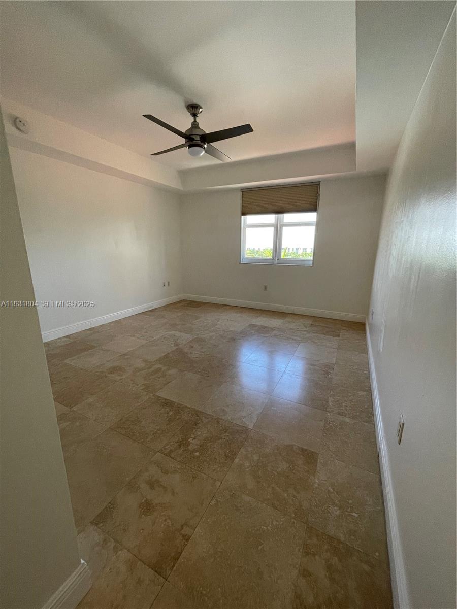 TURNBERRY VILLAGE SO TOWE - Residential