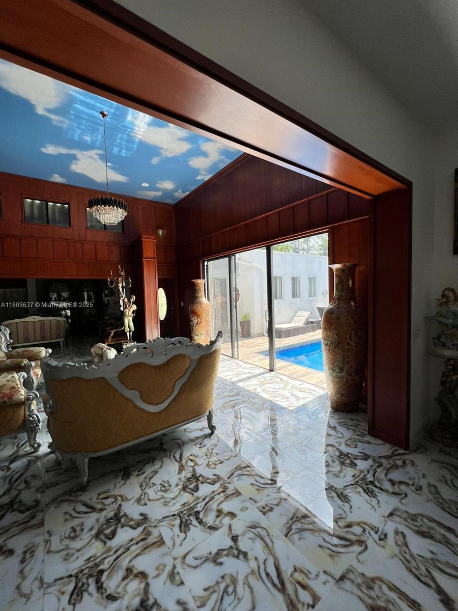 PALM BEACH NATL GOLF AND - Residential