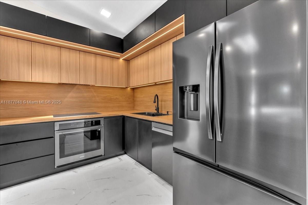 PLANTATION ISLES SEC 1 - Residential