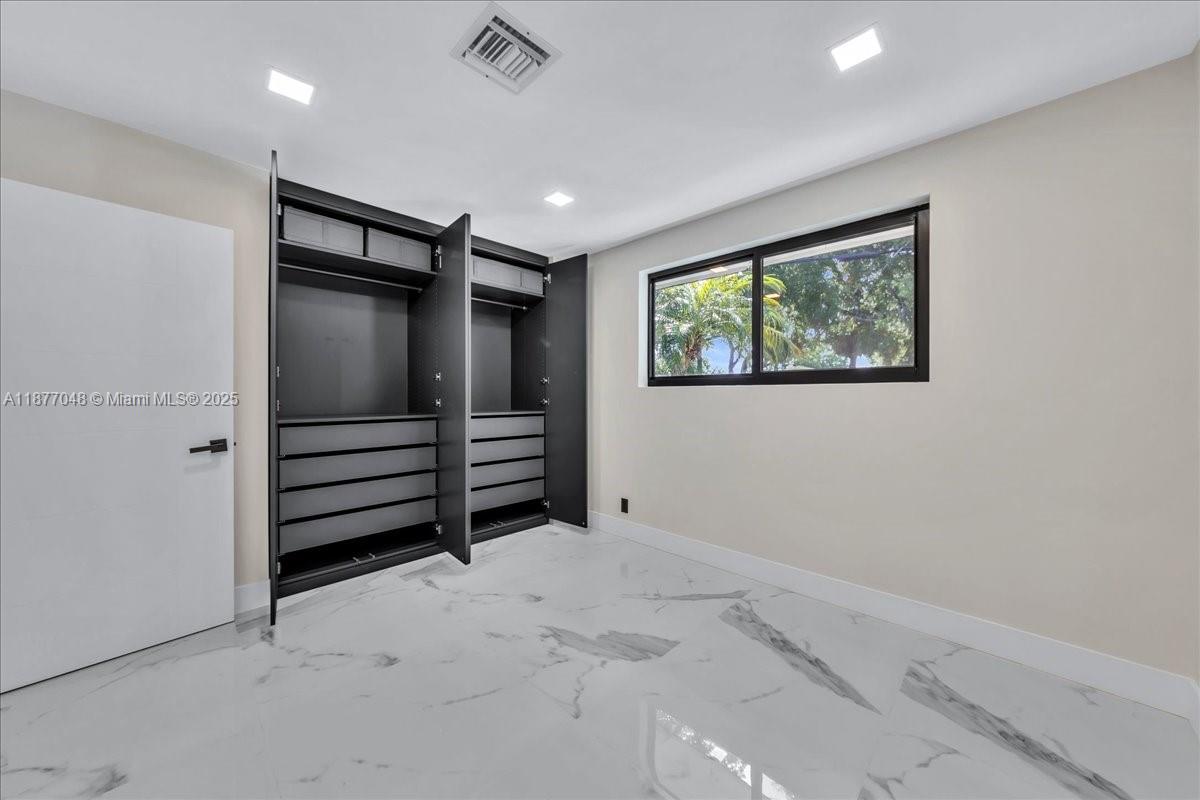 PLANTATION ISLES SEC 1 - Residential