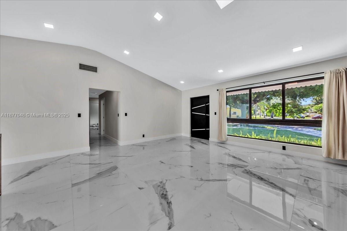 PLANTATION ISLES SEC 1 - Residential