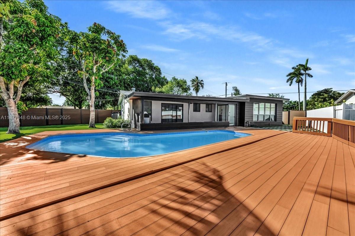 PLANTATION ISLES SEC 1 - Residential