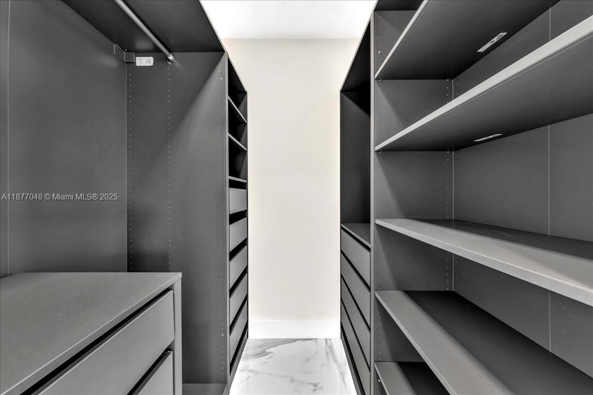 PLANTATION ISLES SEC 1 - Residential