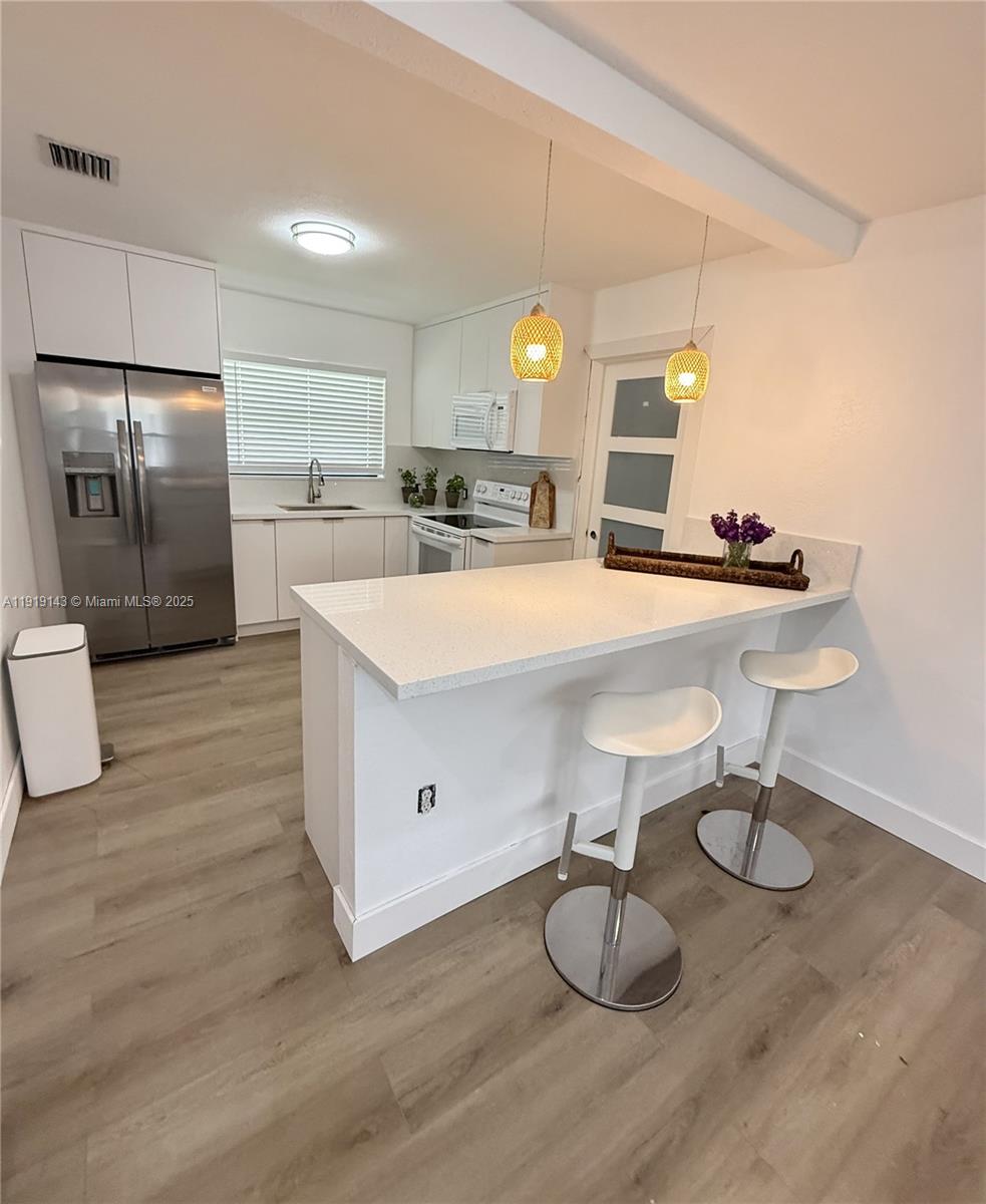 UNIVERSITY GARDENS SUB NO - Residential Lease