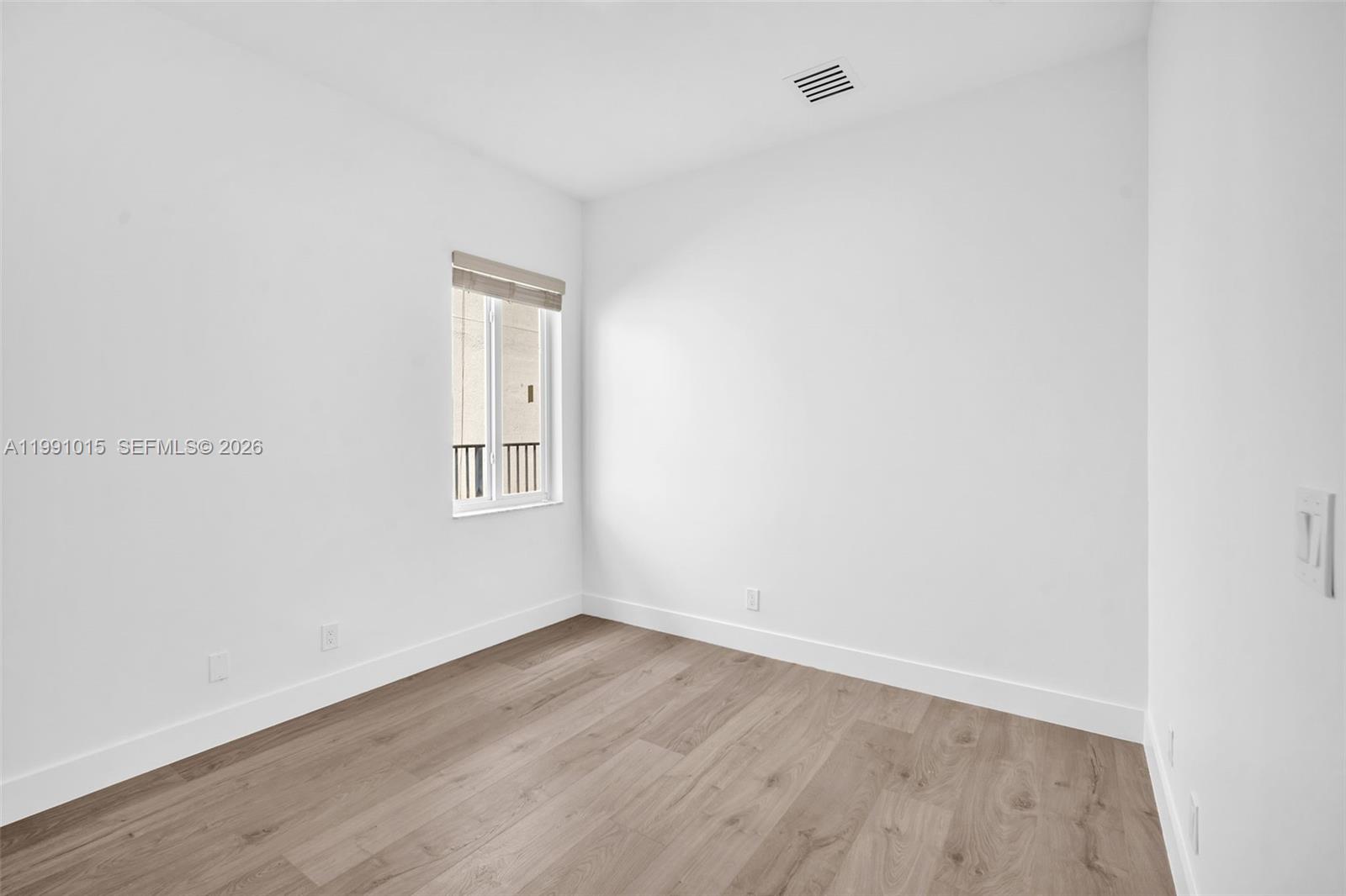 ISLES AT WESTON - Residential Lease