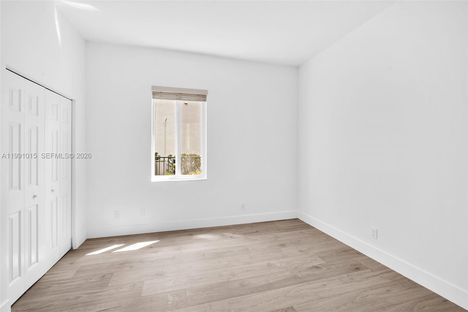 ISLES AT WESTON - Residential Lease